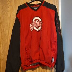 Lined pullover no rips or tears, great condition